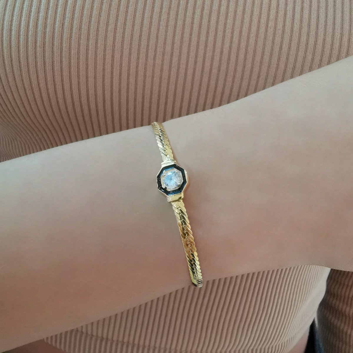 Çağla Yassı Bileklik Tek Taşlı Gold