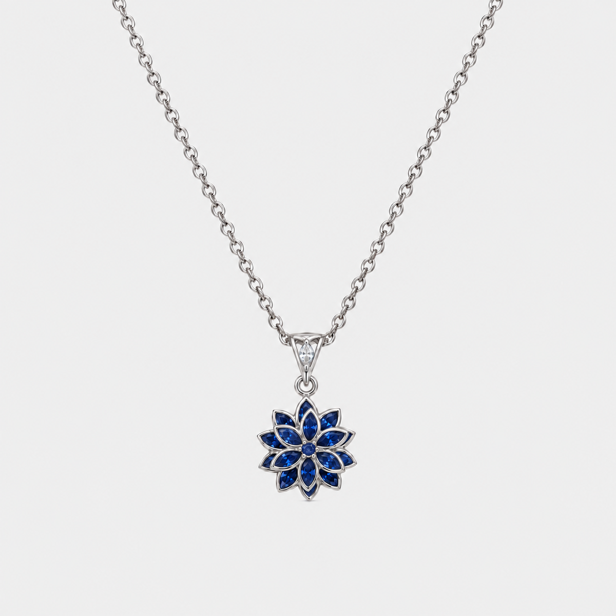 Luce Lotus safir mavisi taşlı rodyum kaplama 925 ayar gümüş kolye