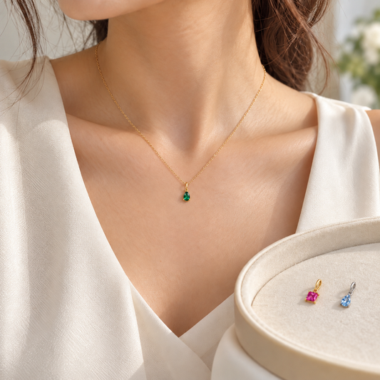 Lunara mini ay taşı charm ince zincir kolye seti