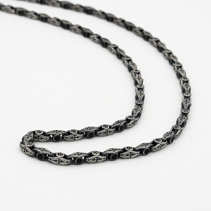 Choice Gümüş Black Skald Zincir Kolye